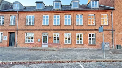 Kontor- / kliniklokaler i centrum af Viborg - i alt ca. 140 kvm