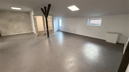 Lækkert kontor med fint lager