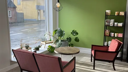 Kliniklokaler til leje i Karise - billede 1