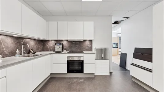 Butikslokaler til leje i Kastrup - billede 3