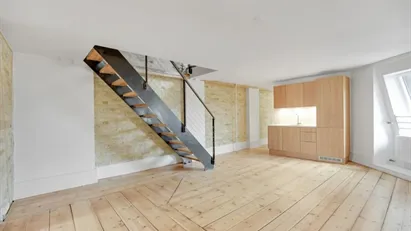 Eksklusivt kontorlejemål i to etager