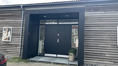 Nordhavn med havudsigt - Showroom/kontor med atmosfære