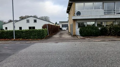 Fleksibelt lejemål med gode kontorlokaler og kantine