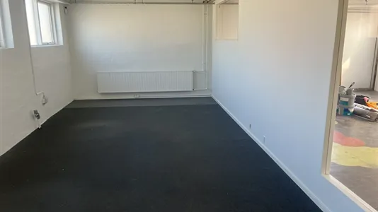 Lagerlokaler til leje i Lystrup - billede 1
