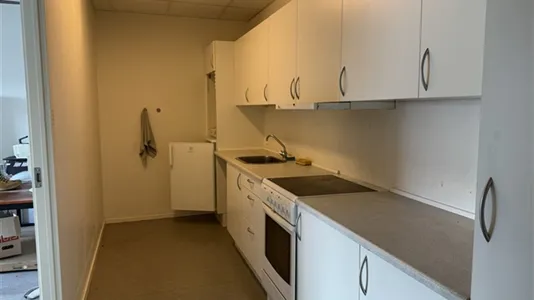 Lagerlokaler til leje i Kastrup - billede 9