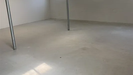 Lagerlokaler til leje i Helsinge - billede 3