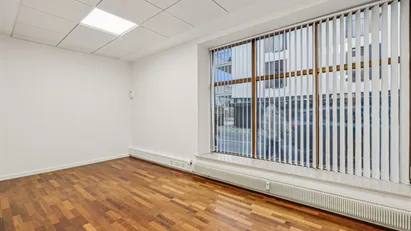 Vestergade 12, Klinikfællesskab – med parkeringsmulighed lige ved døren i Randers