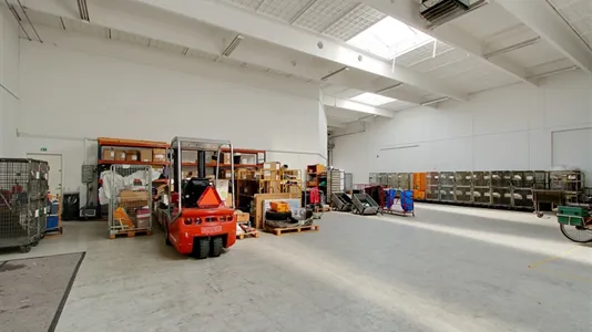 Lagerlokaler til leje i Tilst - billede 5