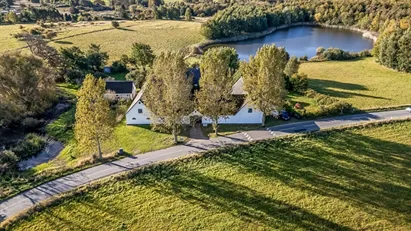 🏡 80 m² lager i Humlebæk – tør, rummelig og med god adgang 🏡 80 m² lager i Humlebæk – tør, rummelig og med god adgang