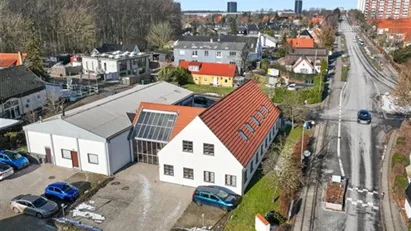 Himlen i sigte – et kontor med luft og lys…